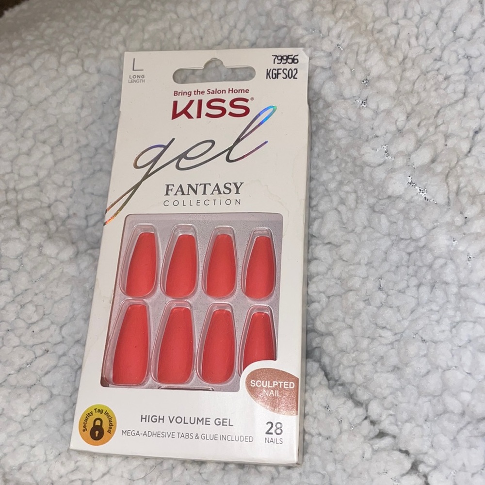 New KISS fantasy gel pink fake nails